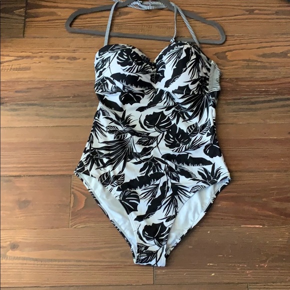 Old Navy Other - New black white one piece swimsuit medium